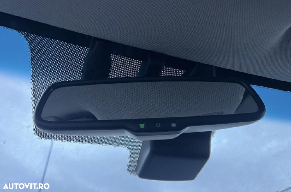 Hyundai IONIQ 1.6 GDI Premium - 26