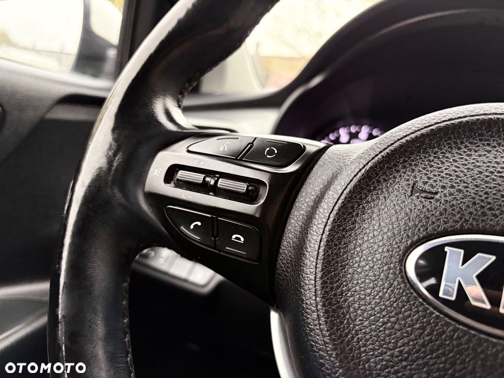 Kia Stonic - 22