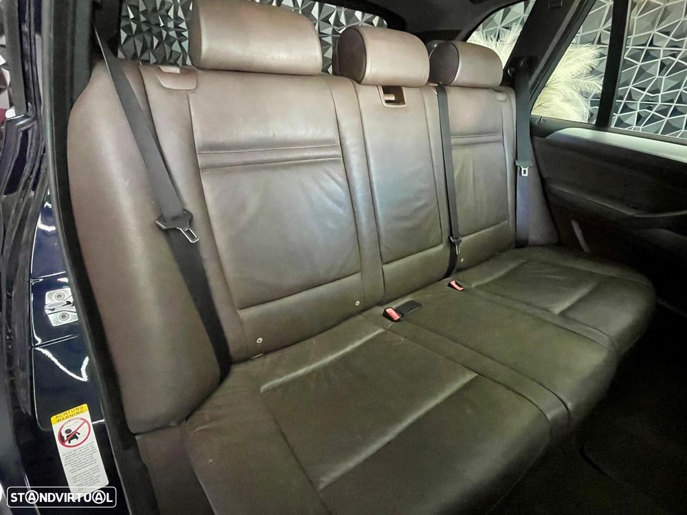 BMW X5 xDrive30d - 27