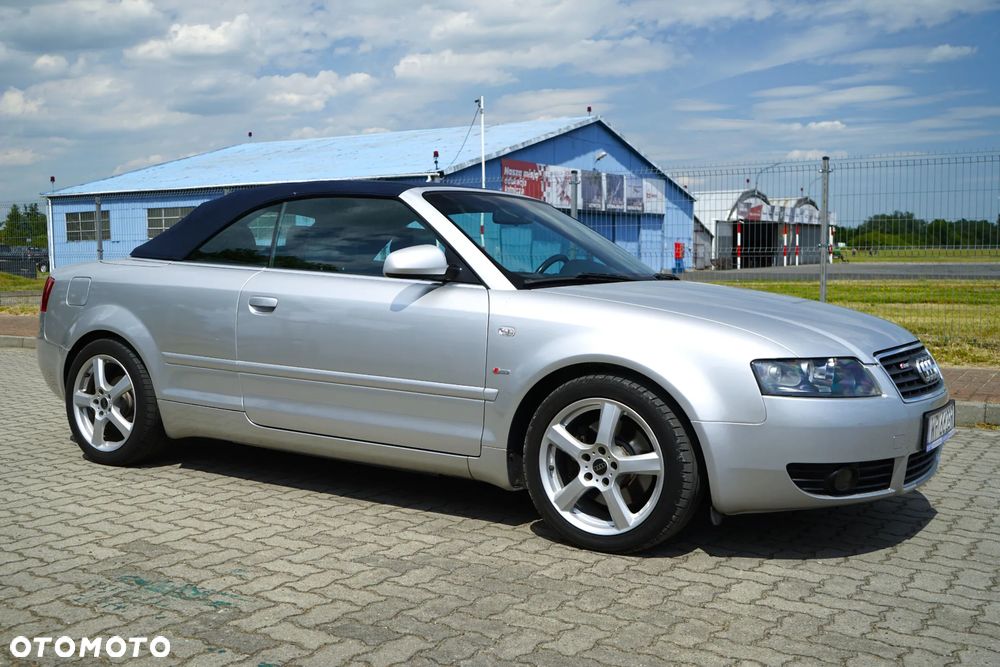 Audi A4 Cabrio - 36