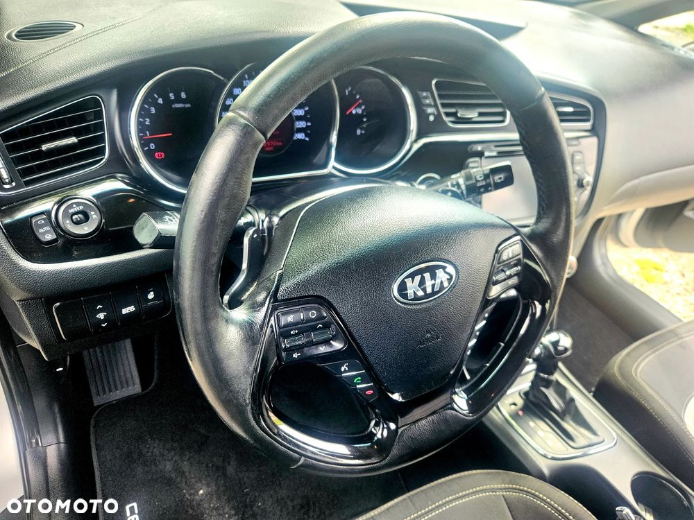 Kia Ceed 1.6 CRDi 128 Spirit - 28