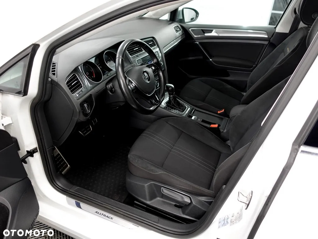 Volkswagen Golf Alltrack 2.0 TDI BMT 4Mot DSG - 11