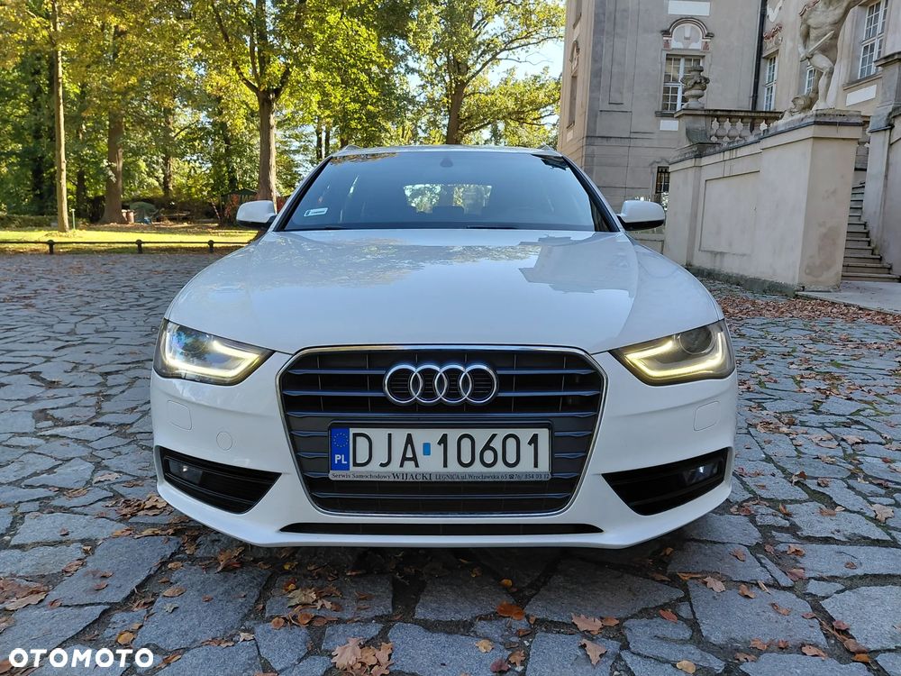 Audi A4 Avant 2.0 TDI DPF multitronic S line Sportpaket - 25