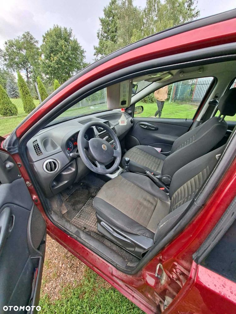 Fiat Punto - 5