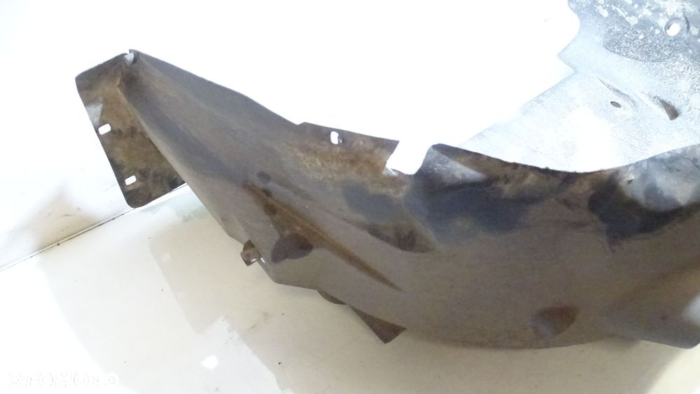 NADKOLE LEWE TYLNE OPEL VIVARO B  93867908 767499731R - 2