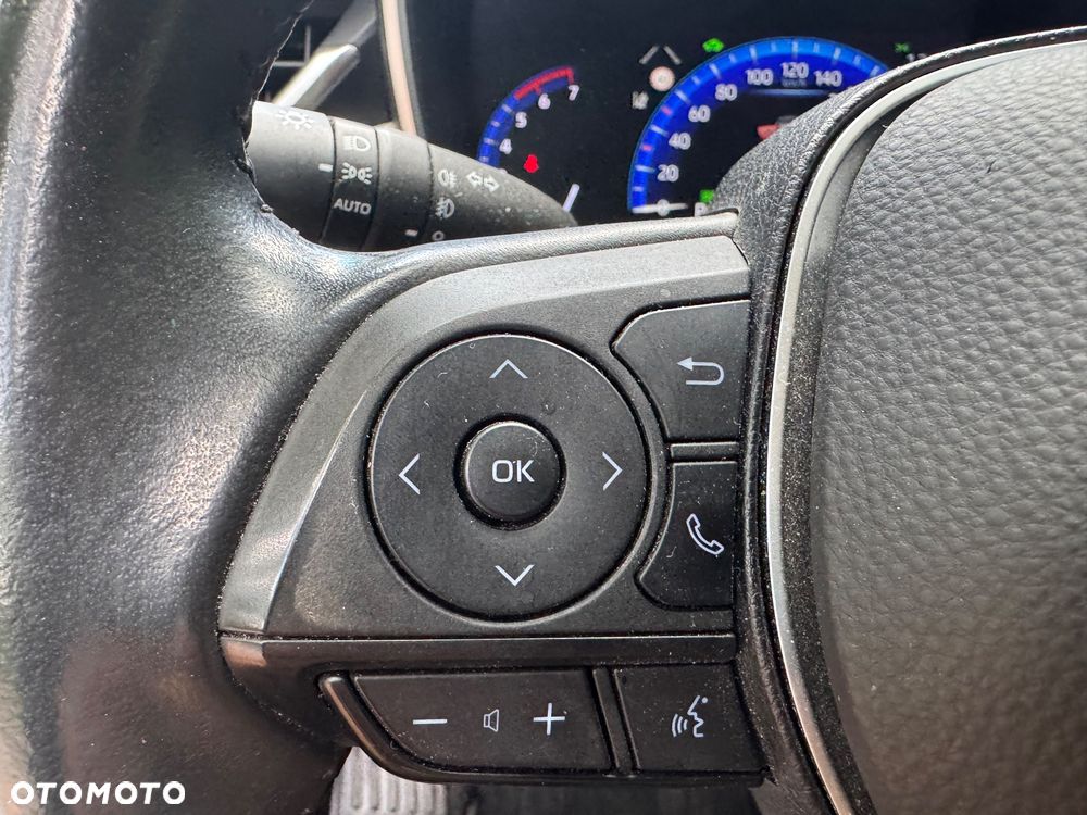 Toyota Corolla 1.8 Hybrid Comfort - 18