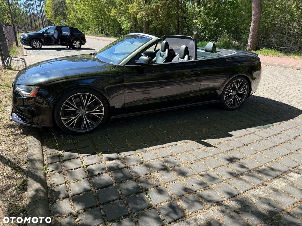 Audi RS5 Cabrio S tronic - 11