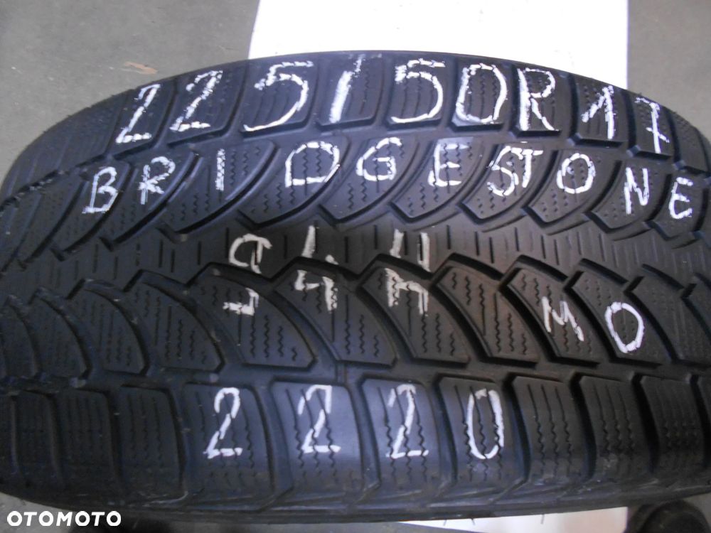 OPONA POJEDYNKA  225/50R17 BRIDGESTONE BLIZZAK LM-32 MO DOT 2220 7MM - 1