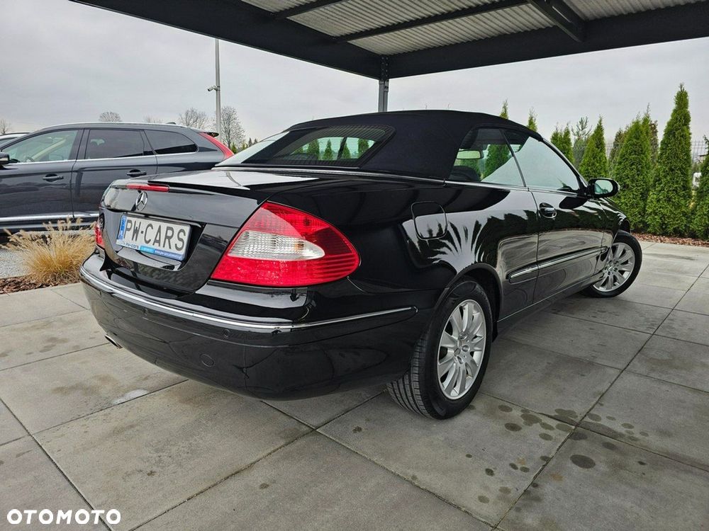 Mercedes-Benz CLK - 13