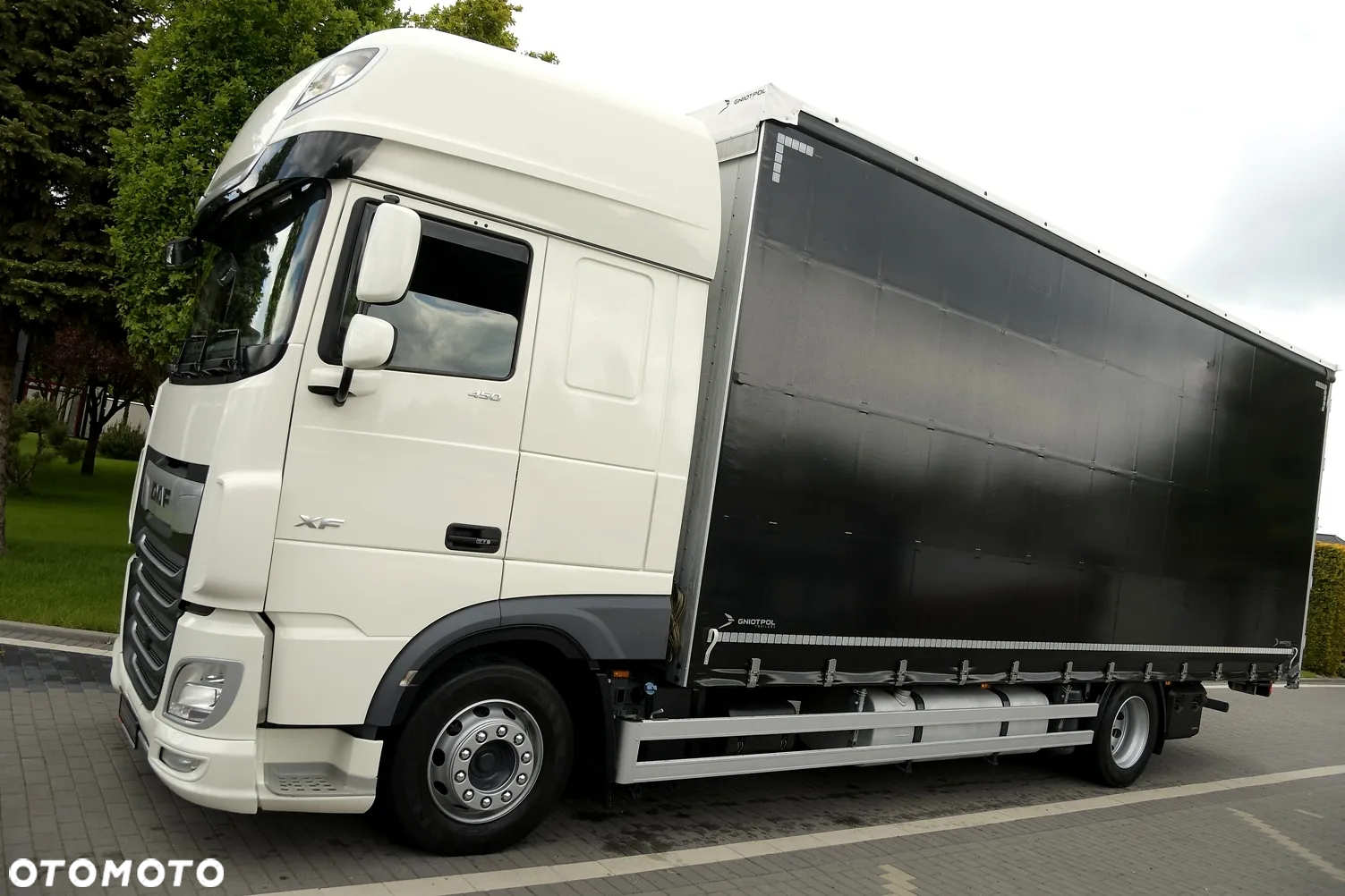 DAF XF 450///* SUPER SPACE CAB///* ///2018///* 18000KG//* /RETARDER///* 7.70///* WAGA///* FIRANKA///* XENON///* DACH PODNOSZONY//* /DUŻE ZBIORNIKI///* STAN BARDZO DOBRY - 8