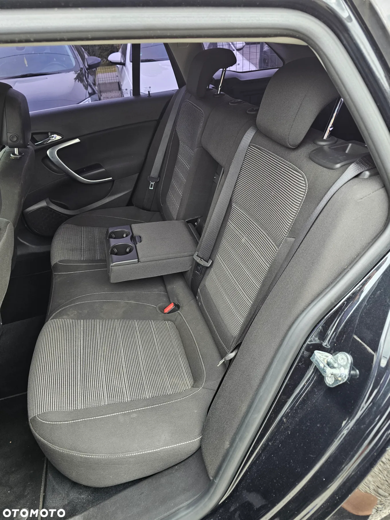 Opel Insignia 2.0 CDTI automatik Business Innovation - 19