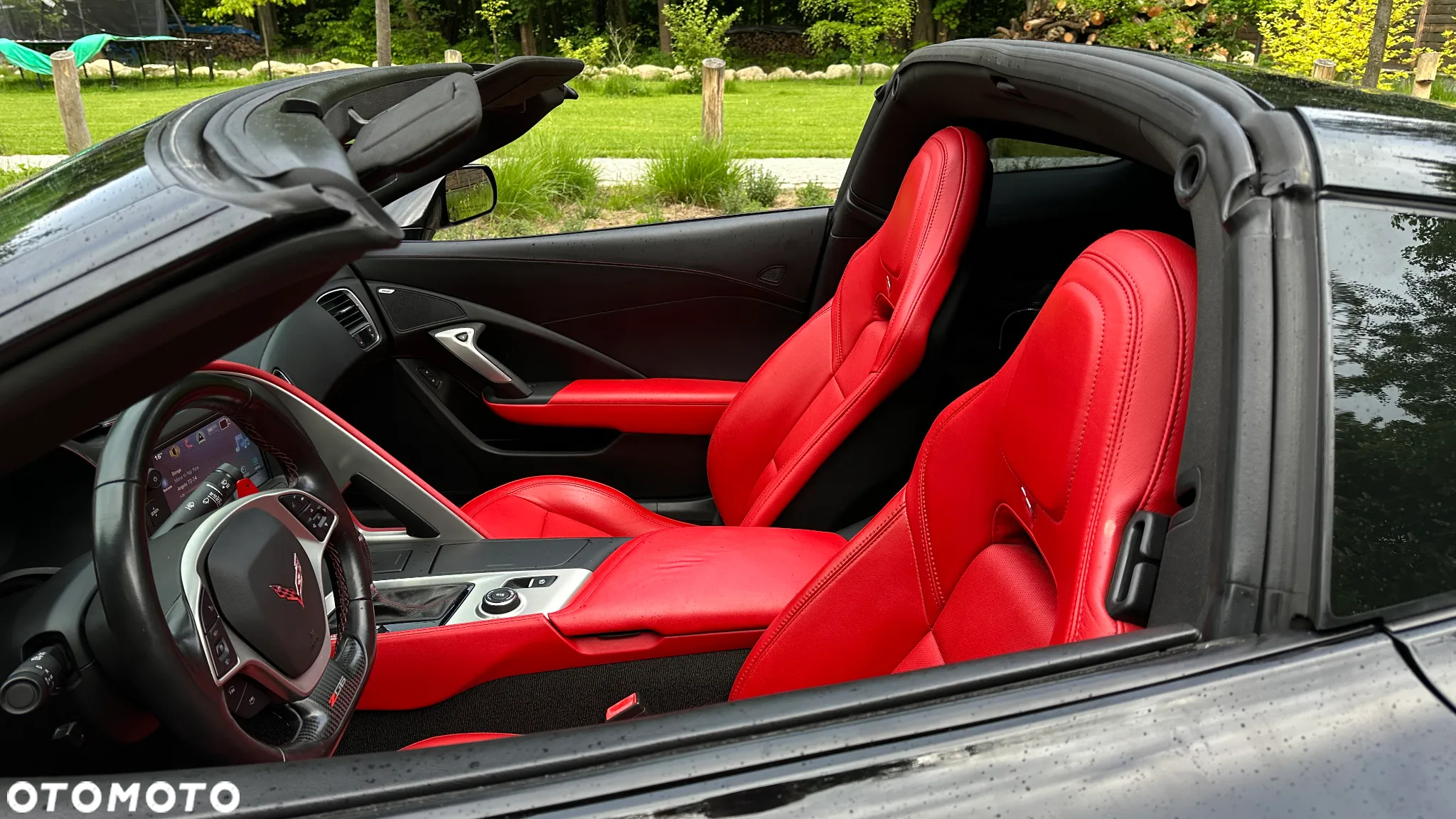 Chevrolet Corvette - 22