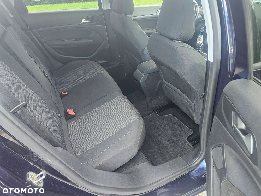 Peugeot 308 PureTech 110 Stop & Start Style - 17