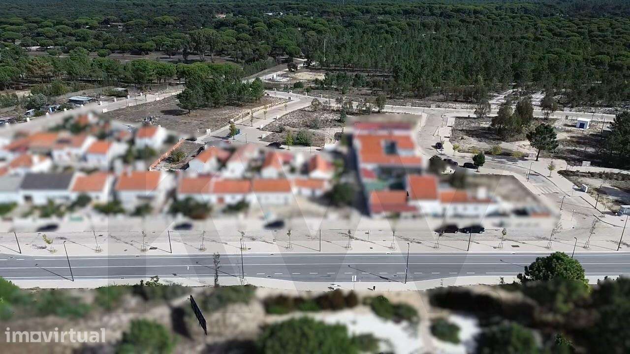 Terreno com Projeto Aprovado para Moradia de Luxo com 3 suítes na Muda - Grande imagem: 4/16