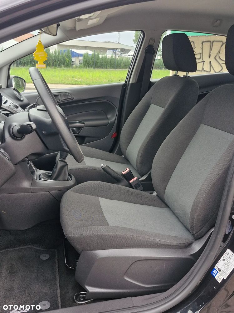 Ford Fiesta 1.25 Titanium EU5 - 25