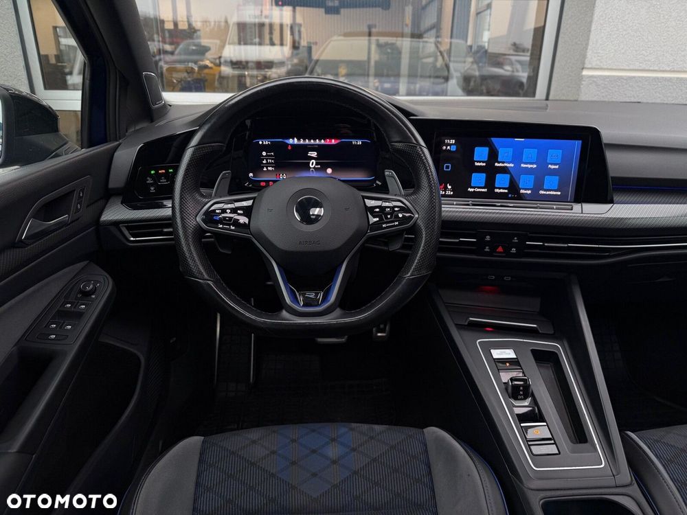 Volkswagen Golf - 13