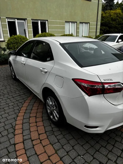 Toyota Corolla 1.4 D-4D Premium - 8