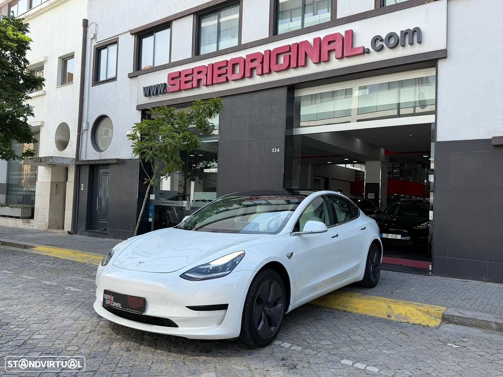 Tesla Model 3 Standard Range Plus RWD - 1