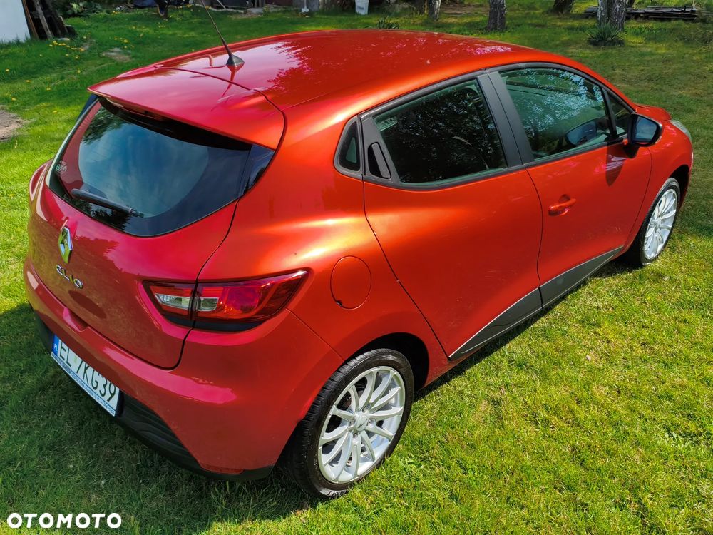 Renault Clio 1.2 16V Expression - 10