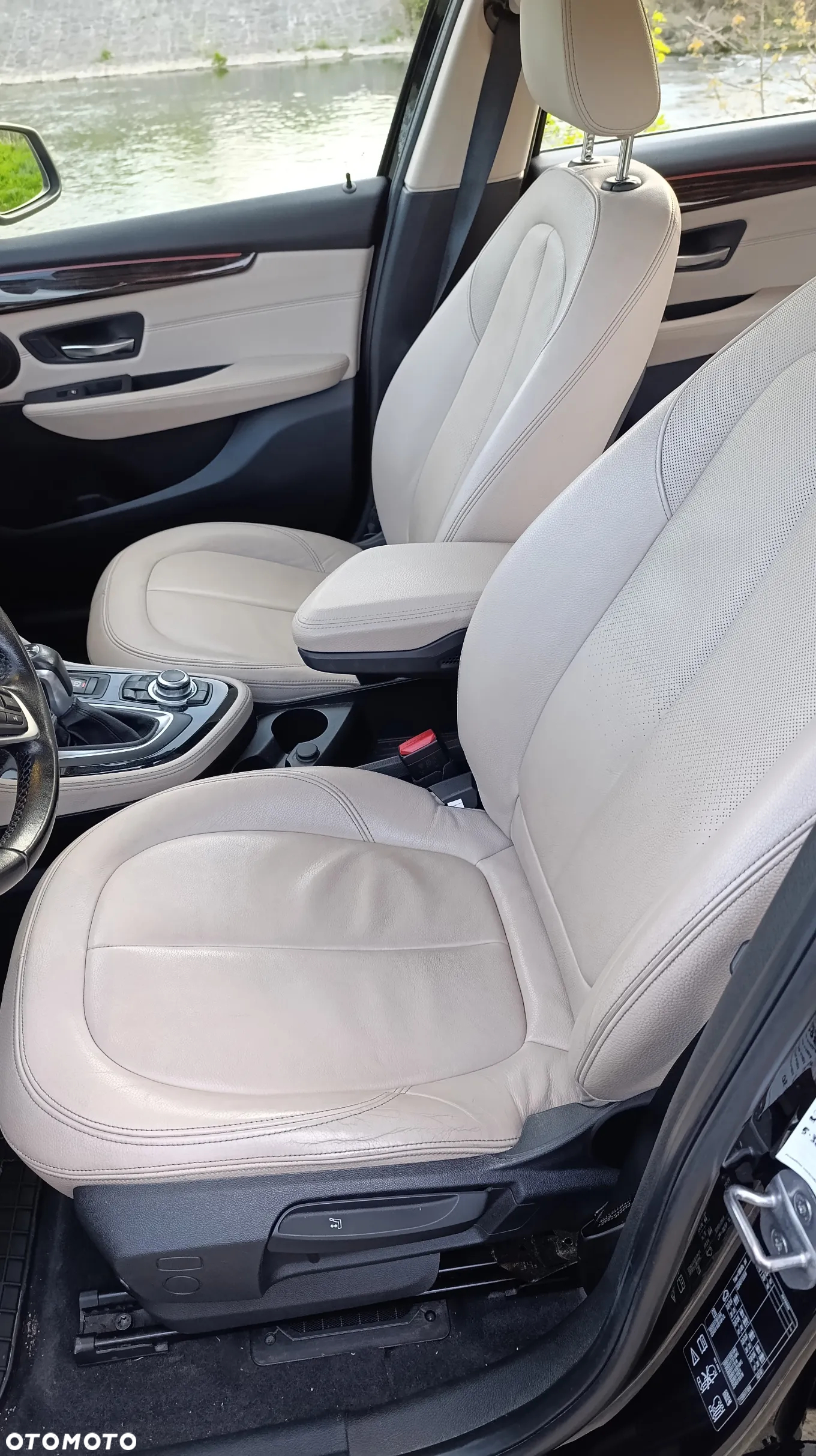 BMW Seria 2 220d Active Tourer xDrive Sport-Aut Luxury Line - 12