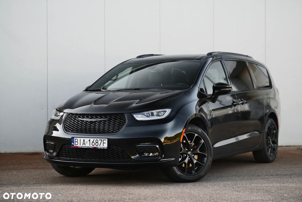 Chrysler Pacifica - 2