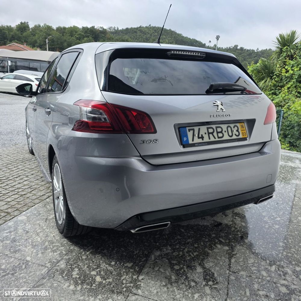 Peugeot 308 1.6 BlueHDi Style - 16