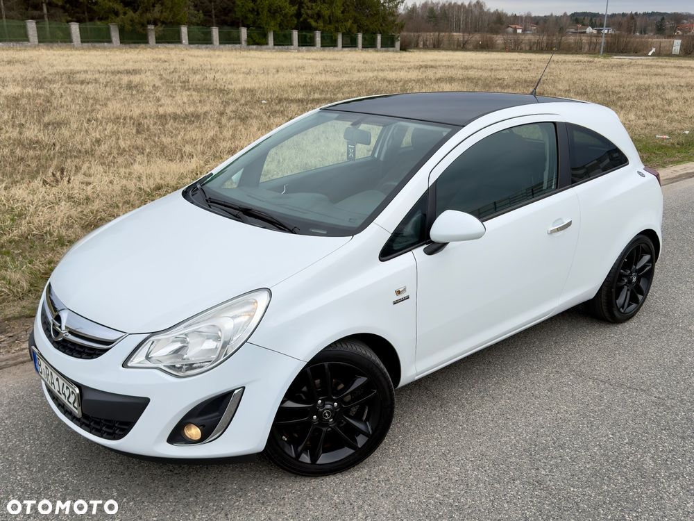 Opel Corsa 1.4 16V Color Edition - 1