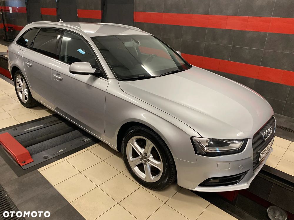 Audi A4 Avant 2.0 TDI - 9
