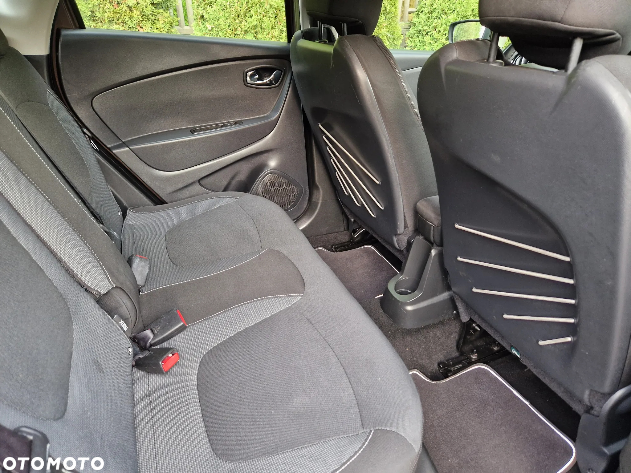 Renault Captur - 10