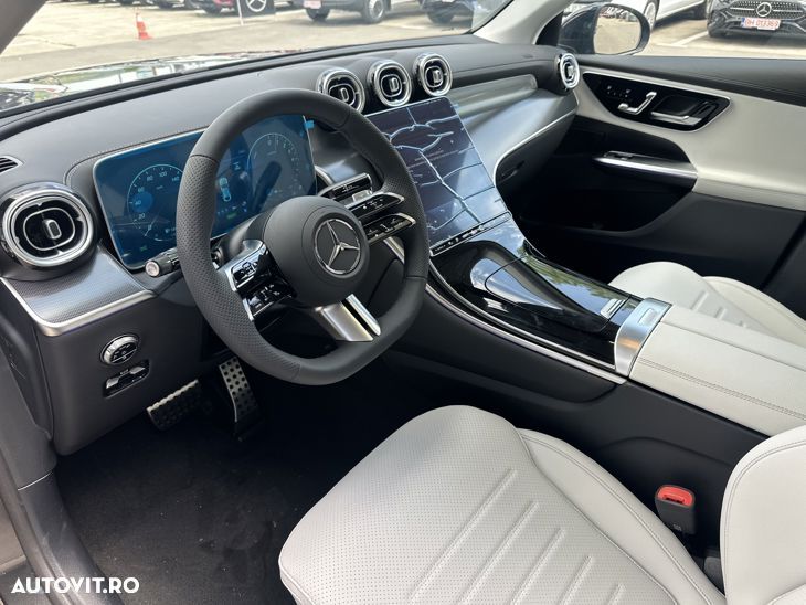 Mercedes-Benz GLC Coupe 300 de 4Matic 9G-TRONIC AMG Line Advanced - 15