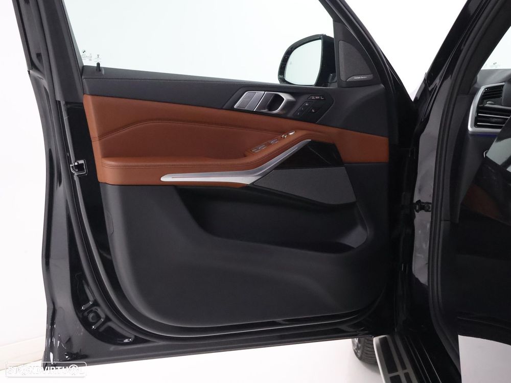 BMW X7 40 d xDrive Pack M - 13