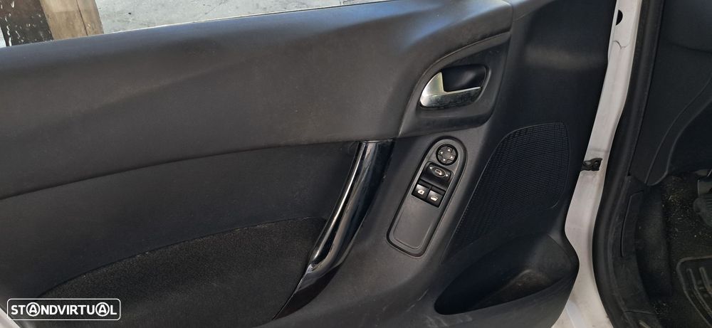 Citroën C3 1.2 PureTech Collection - 4