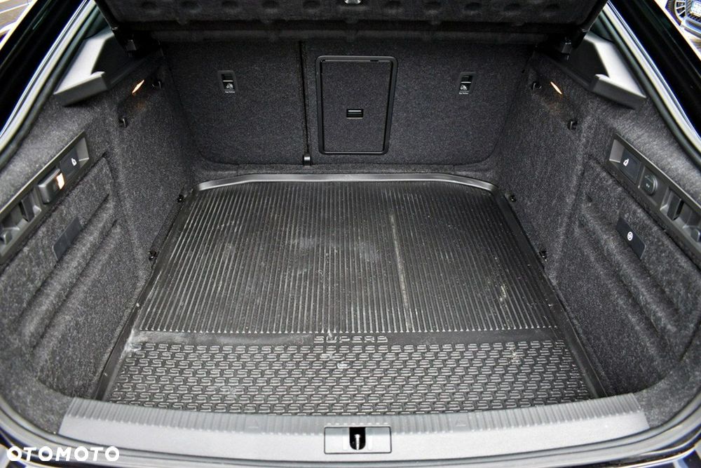 Skoda Superb 2.0 TSI 4x4 L&K DSG - 35