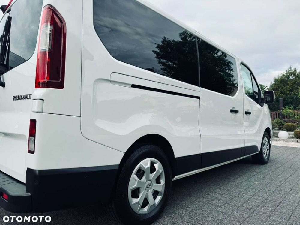 Renault Trafic - 23