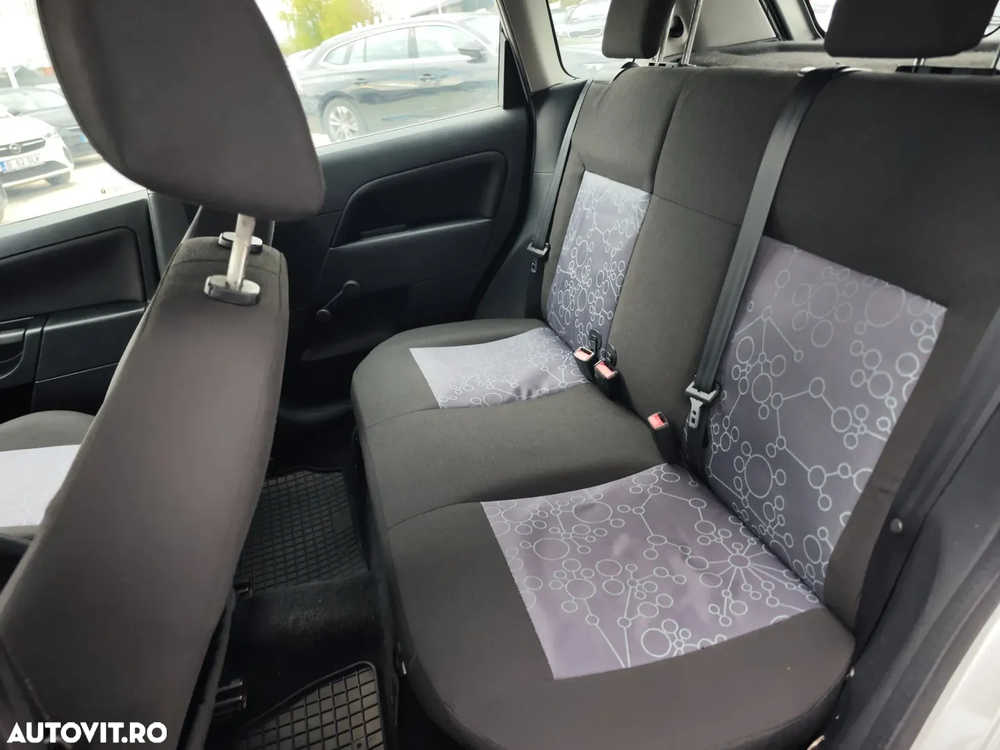 Ford Fiesta - 13