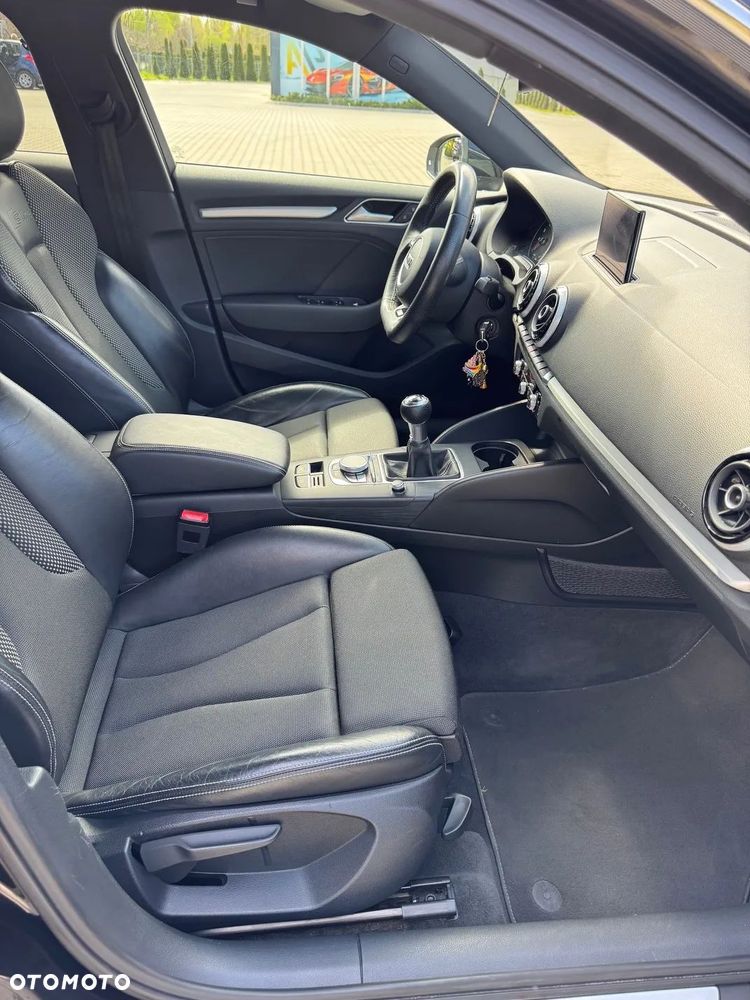 Audi A3 Sportback 1.4 TFSI cylinder on demand ultra S line Sportpaket - 24