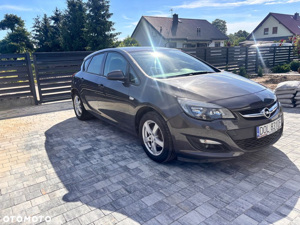 Opel Astra 1.6 Essentia - 2