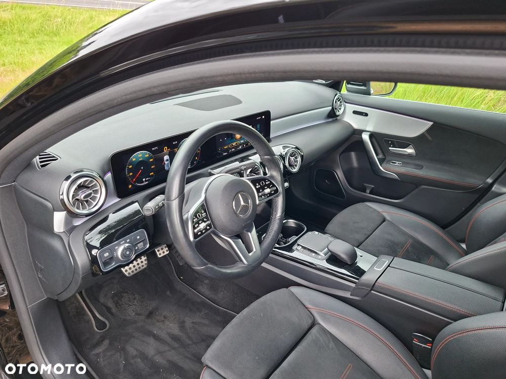 Mercedes-Benz Klasa A 250 4Matic 7G-DCT AMG Line - 15