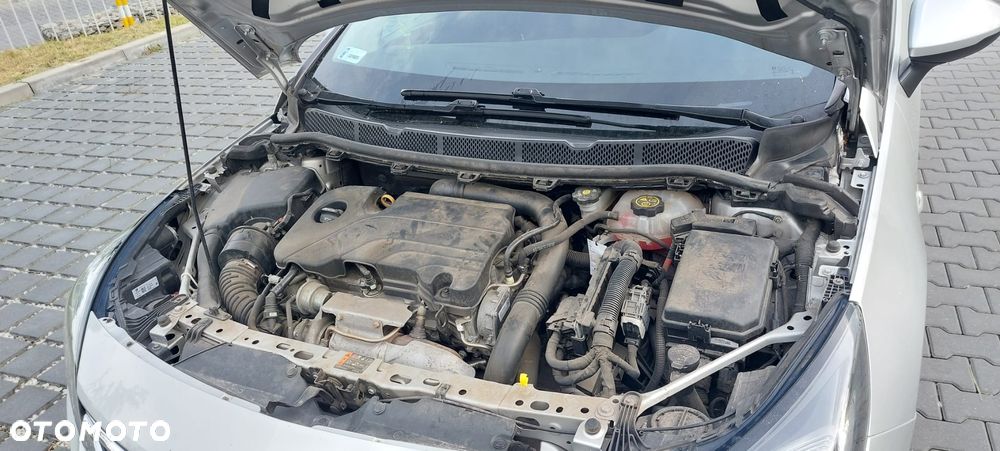 Opel Astra 1.4 T Enjoy - 16