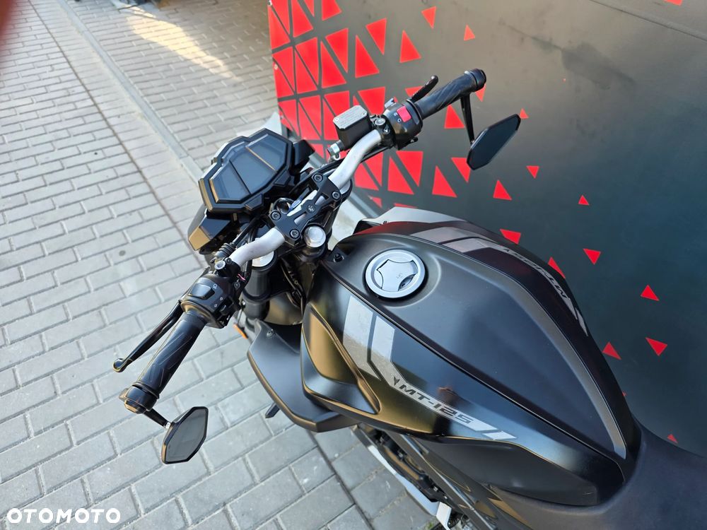 Yamaha MT - 16