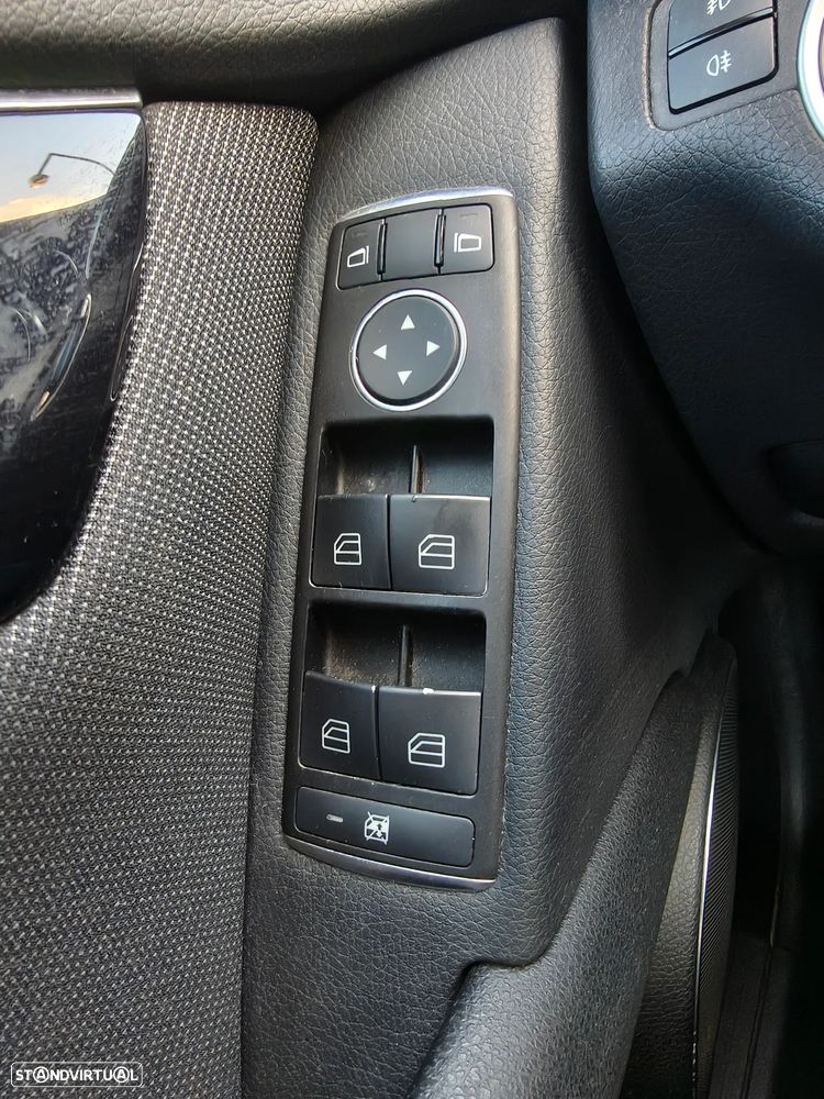 Mercedes-Benz C 220 Station CDI Avantgarde Edition - 26