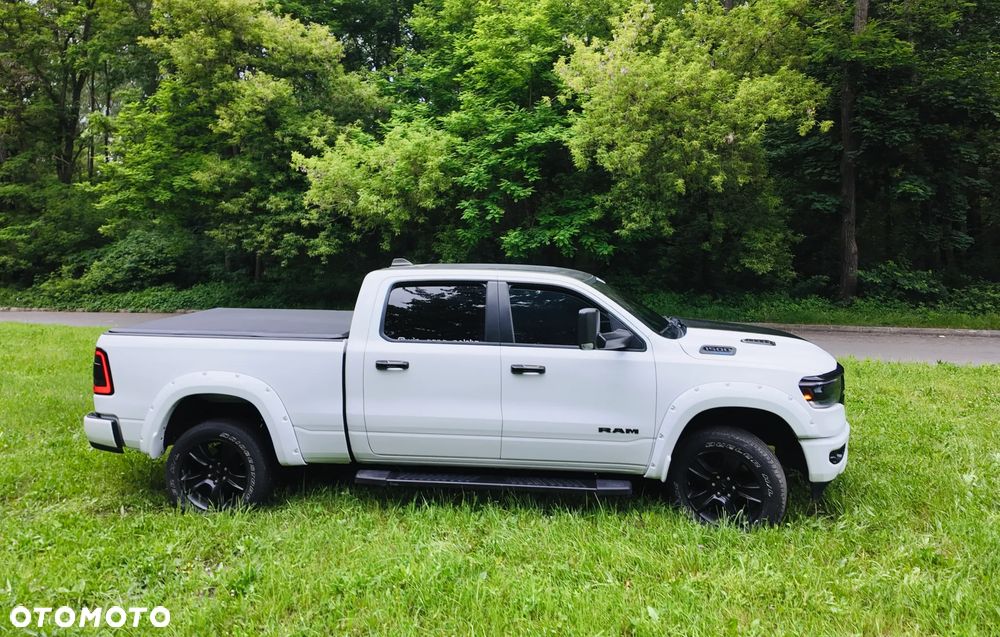 RAM 1500 - 21