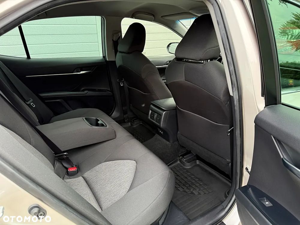 Toyota Camry 2.5 Hybrid Prestige CVT - 9
