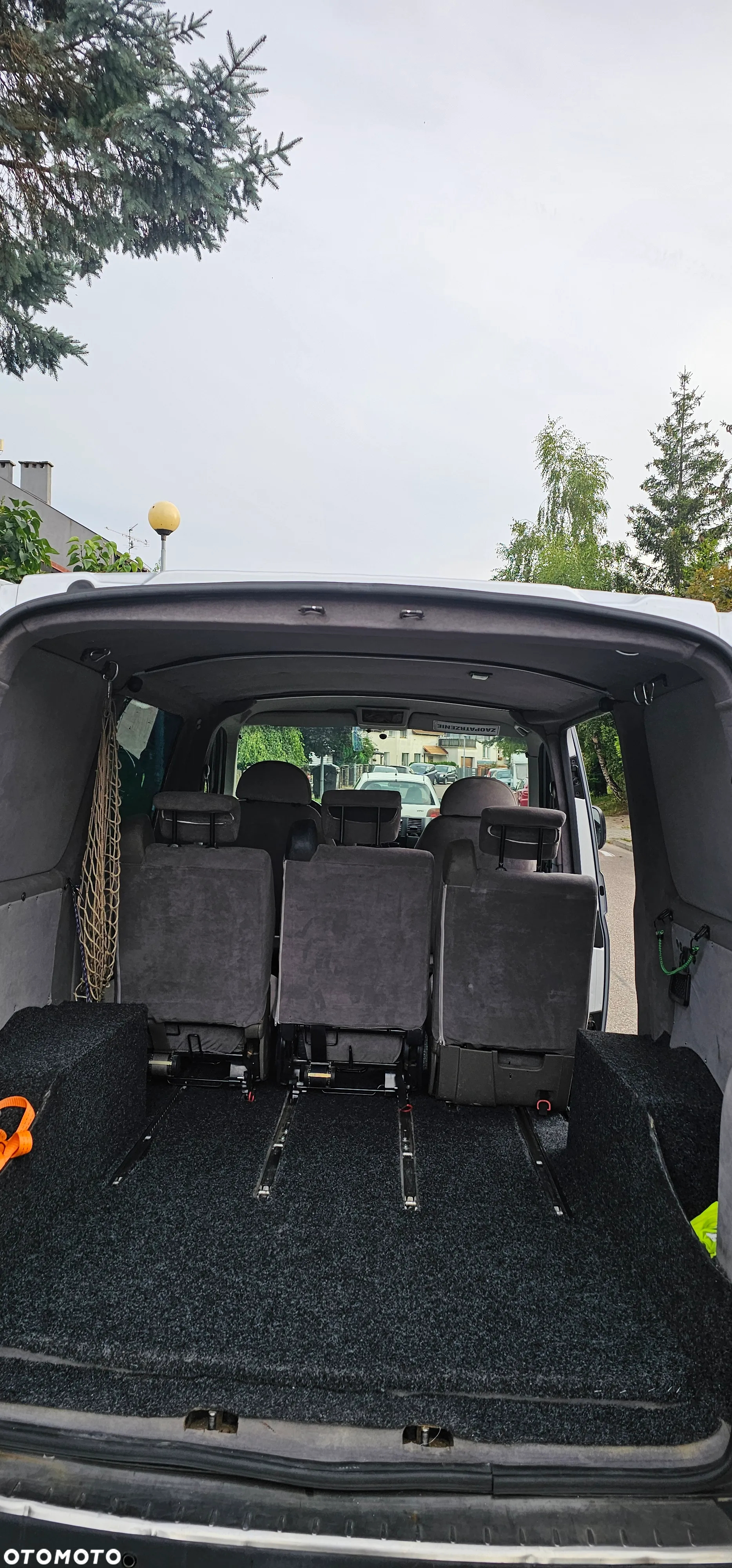Volkswagen Transporter T5 TDI L1H1 - 8