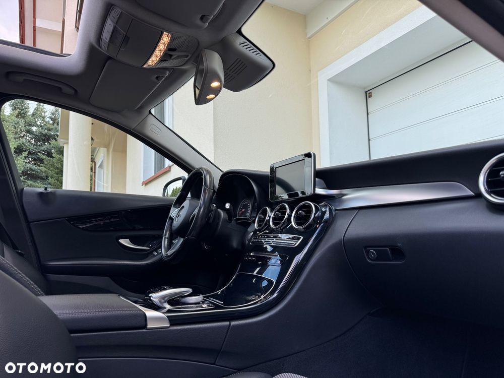 Mercedes-Benz Klasa C 220 (BlueTEC) d 7G-TRONIC - 26