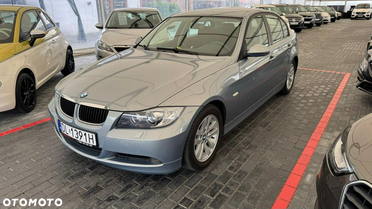 BMW Seria 3 320i - 15