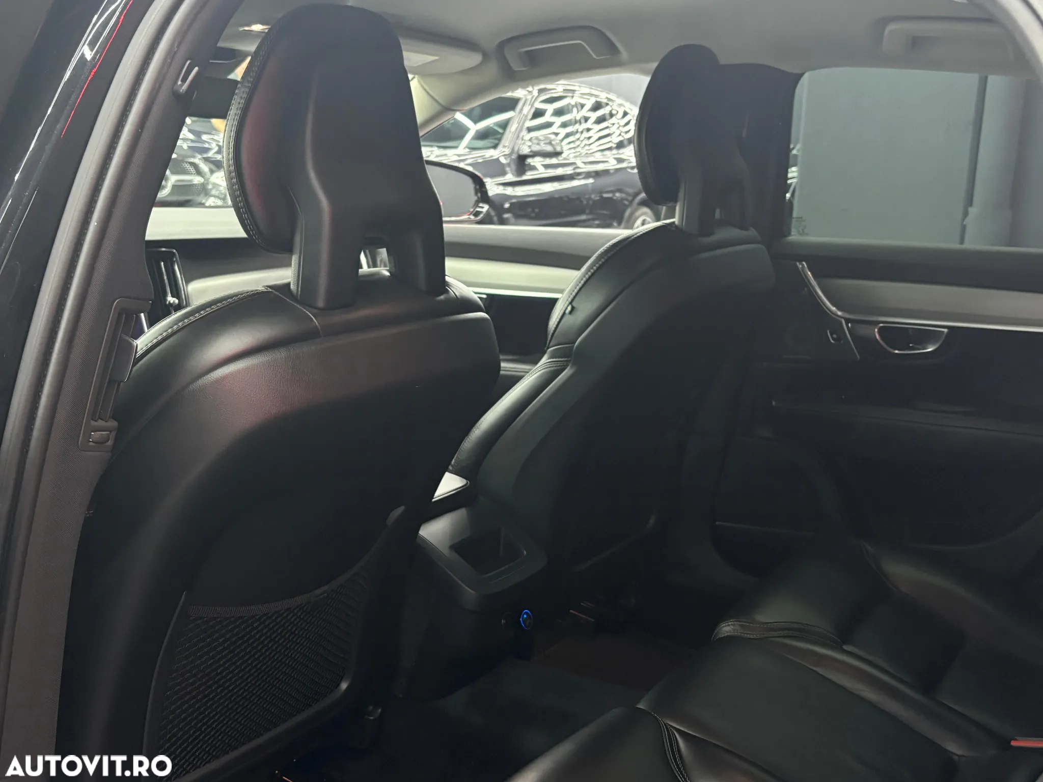 Volvo S90 T6 AWD Geartronic Momentum - 20