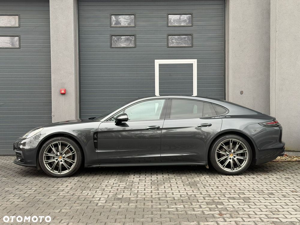 Porsche Panamera - 15