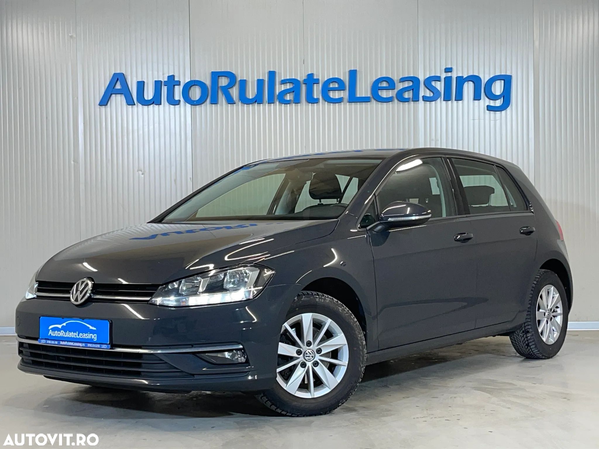 Volkswagen Golf 1.6 TDI Comfortline - 1