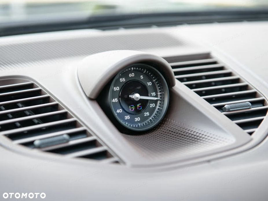 Porsche Panamera 4 - 11